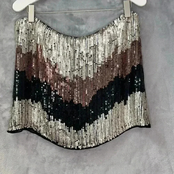 Blu Moon Zig Zag Sequin Mini Skirt Size Small $220 Disco Party - Picture 5 of 11